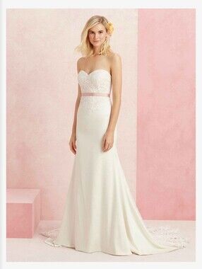 BELOVED UNCONDITIONALLY YOURS CASABLANCA BRIDAL DRESS "Affection" Sz 12